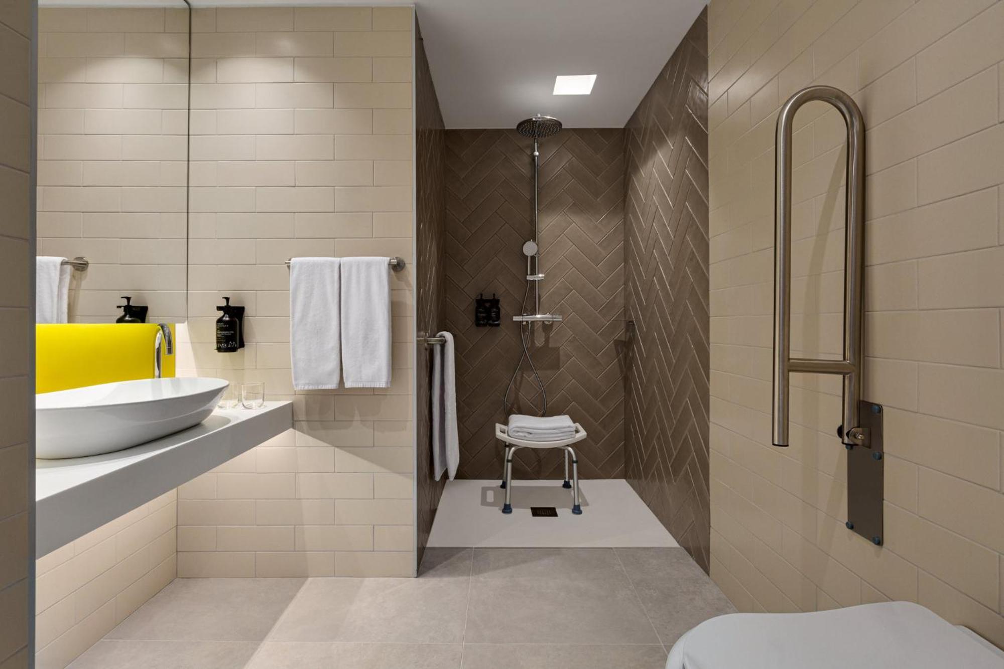 Holiday Inn Express Evora By Ihg المظهر الخارجي الصورة